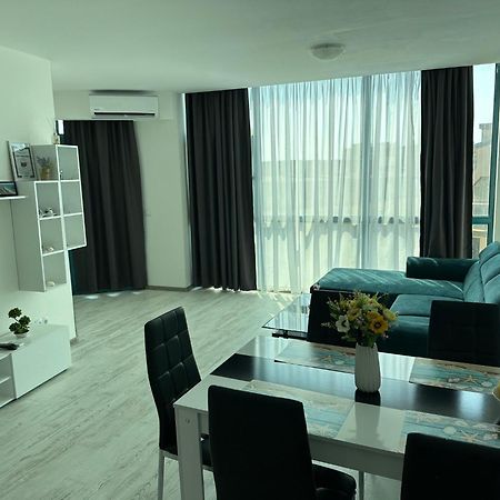Spacious And Cozy Apartment In Complex Del Sol 프리모르스코 외부 사진