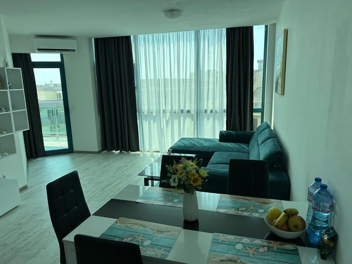 Spacious And Cozy Apartment In Complex Del Sol 프리모르스코 외부 사진